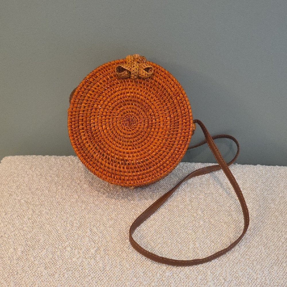 Round Woven Tan Crossbody Bag